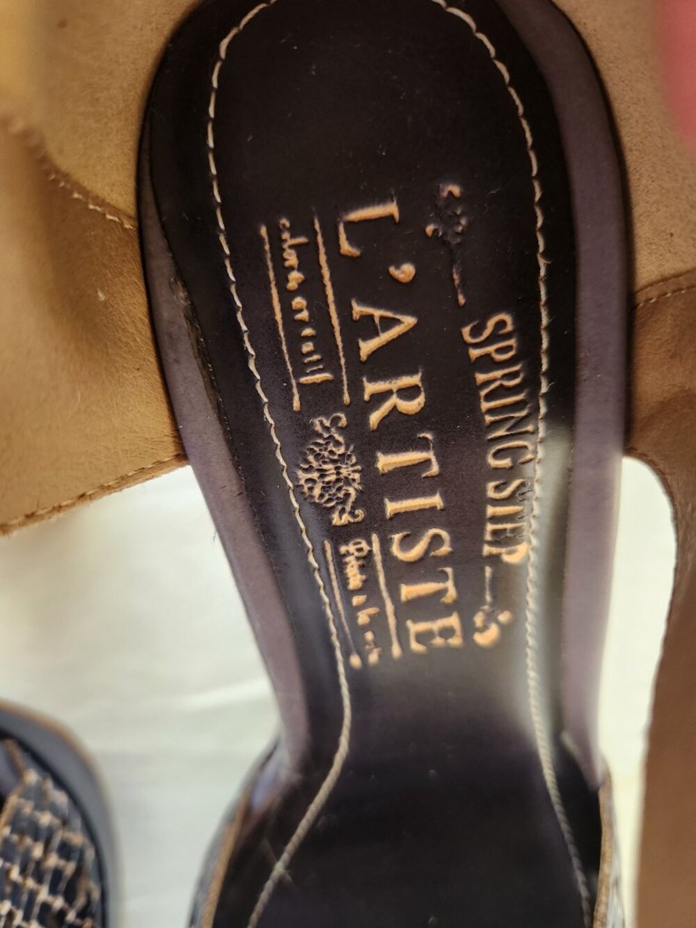 L'Artiste by Spring Step Debbihary Sandal/Heels Navy Multi Size 36 US 5.5-6 NIB - Picture 11 of 16